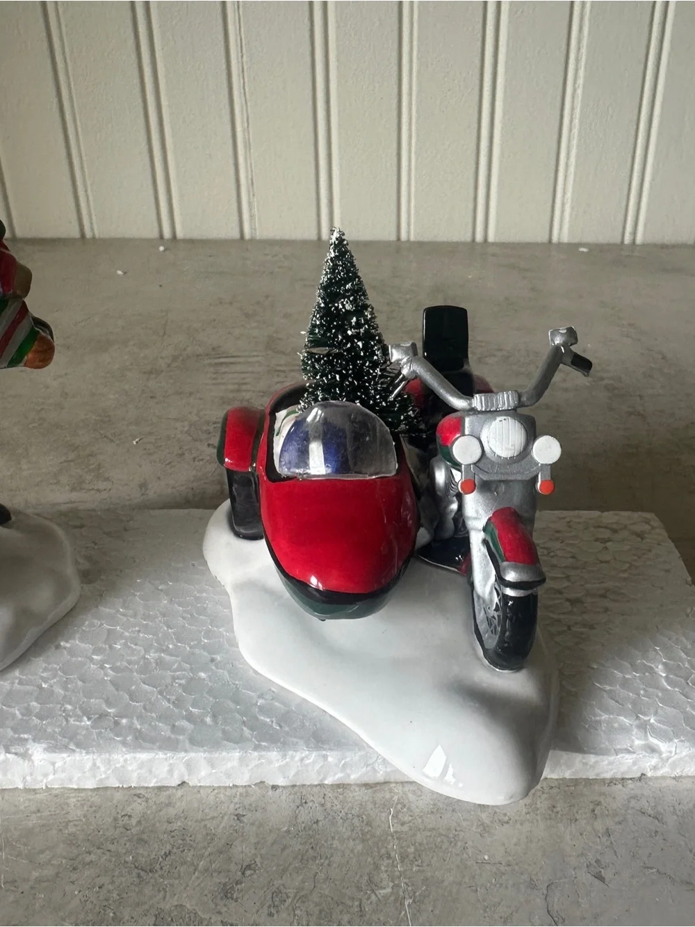 Dept 56 Snow Village A Harley-Davidson Holiday 2pc #54898 Christmas Accessory